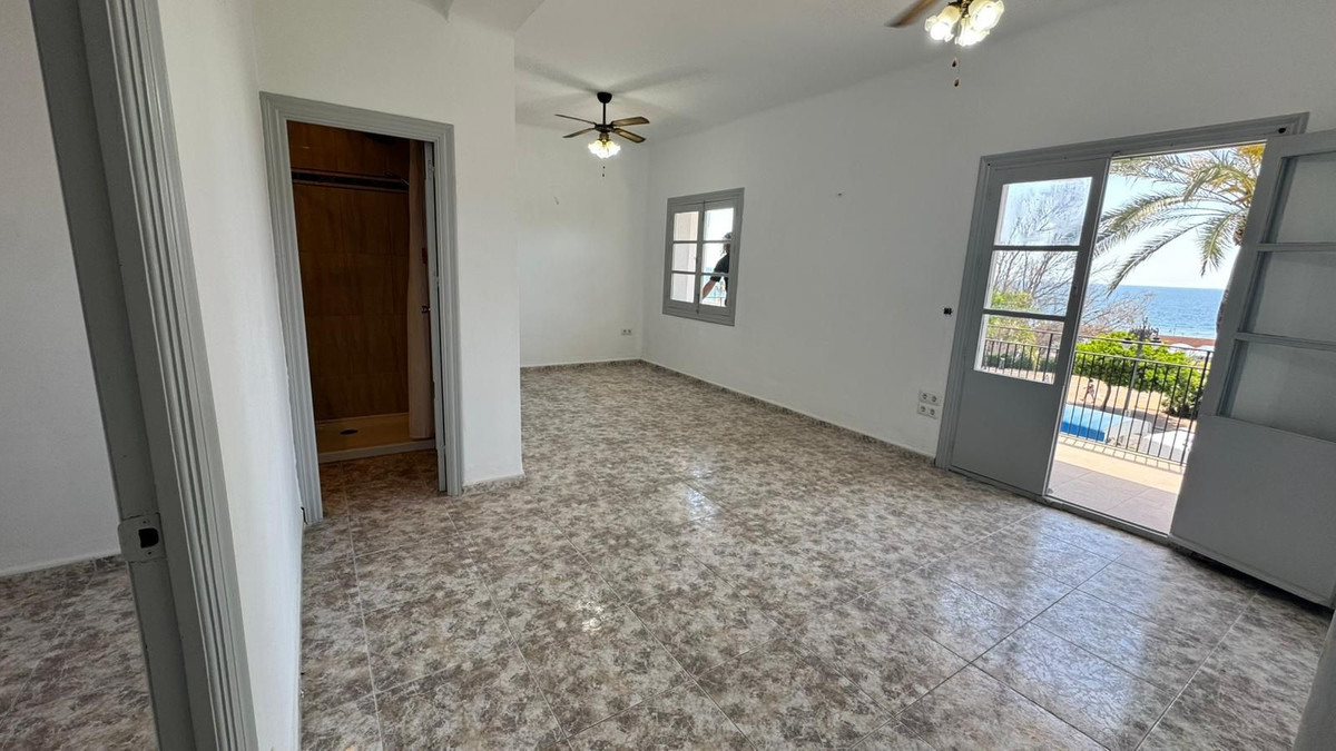 Appartement te koop in Estepona | 3 slaapkamers H5456554