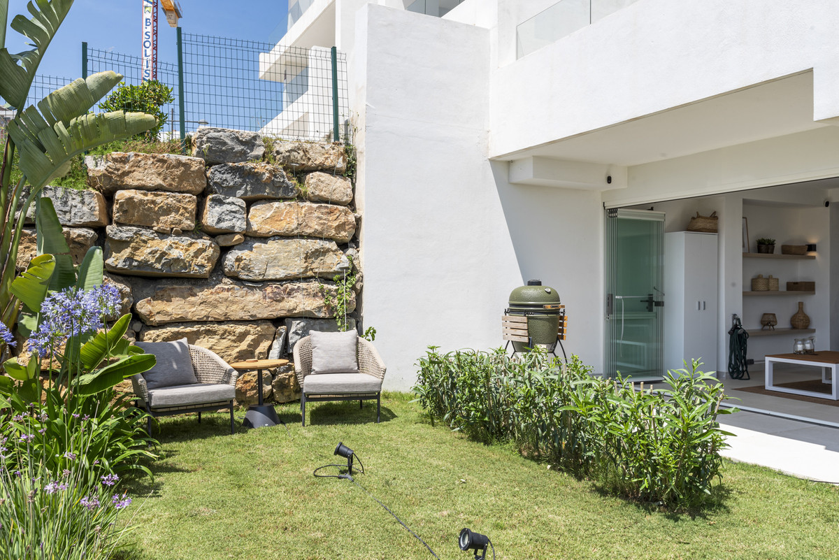 Appartement te koop in Estepona | 2 slaapkamers H5456638