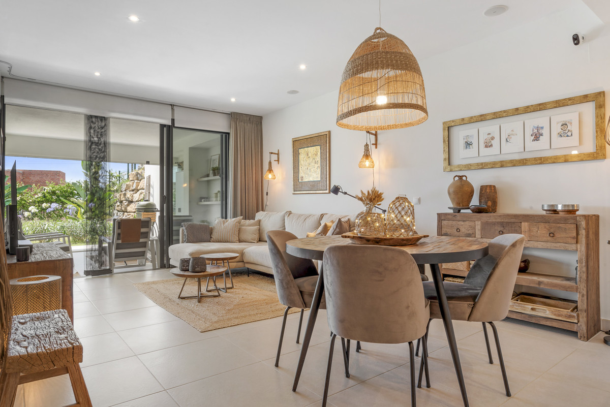 Appartement te koop in Estepona | 2 slaapkamers H5456638