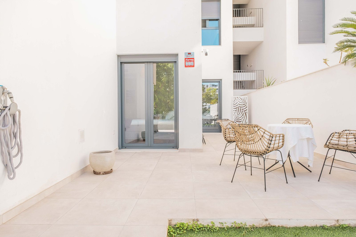 Appartement te koop in Estepona | 2 slaapkamers H5457550