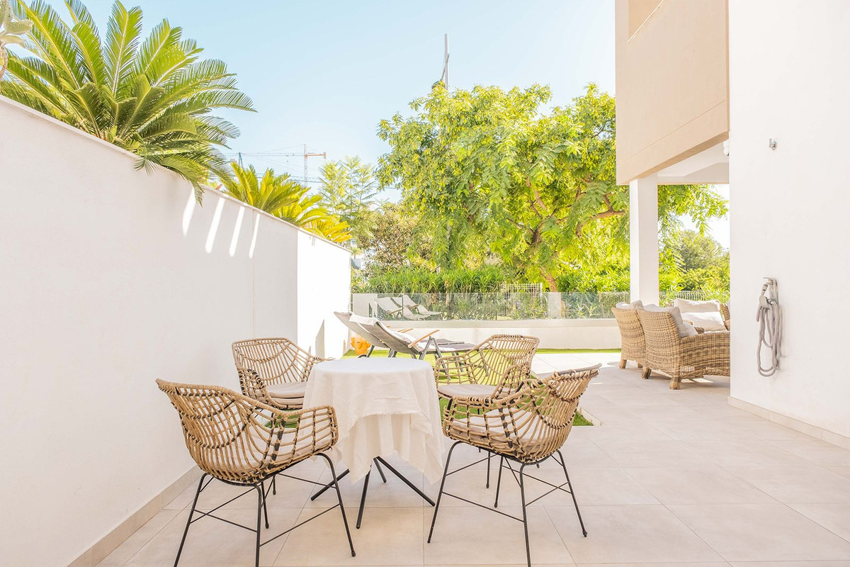 Appartement te koop in Estepona | 2 slaapkamers H5457550