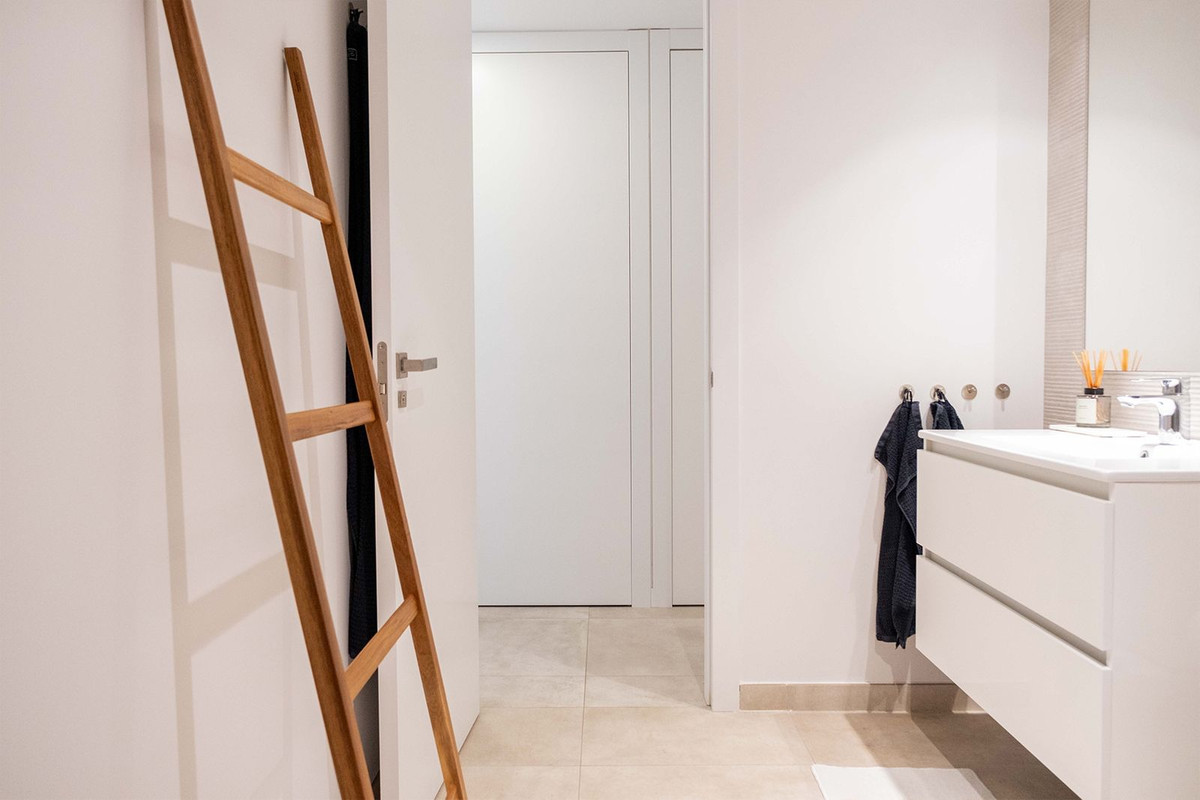 Appartement te koop in Estepona | 2 slaapkamers H5457550