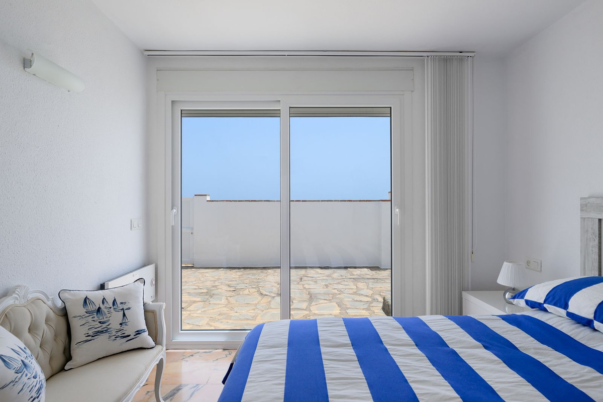 Appartement te koop in Estepona | 3 slaapkamers H5459329