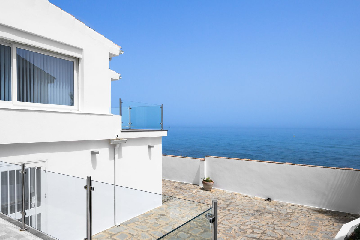 Appartement te koop in Estepona | 3 slaapkamers H5459329