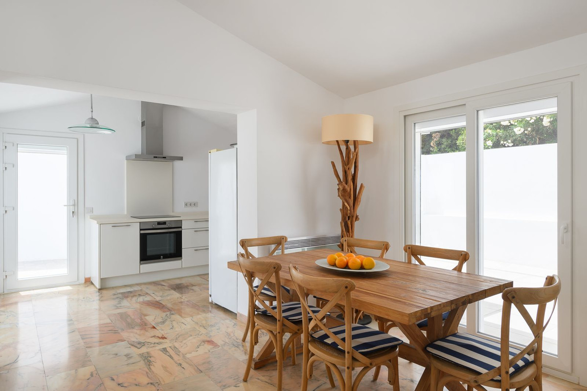 Appartement te koop in Estepona | 3 slaapkamers H5459329