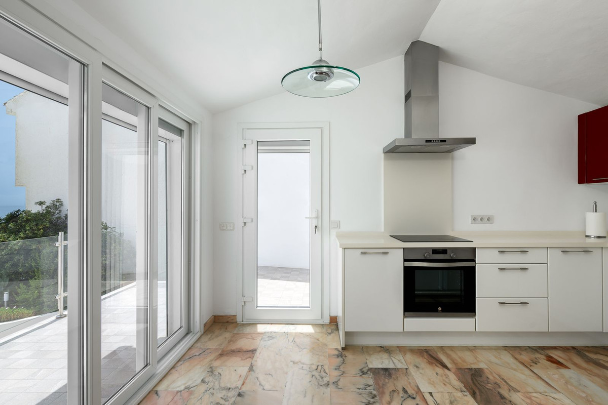 Appartement te koop in Estepona | 3 slaapkamers H5459329