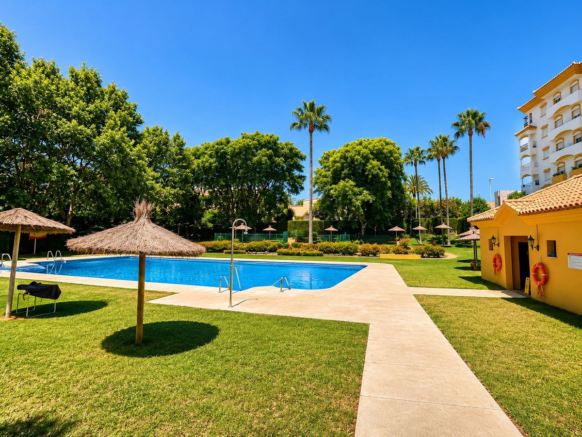 Appartement te koop in Estepona | 2 slaapkamers H5459488