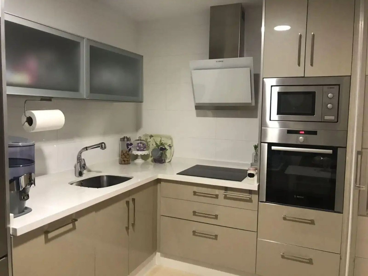 Appartement te koop in Estepona | 3 slaapkamers H5459620
