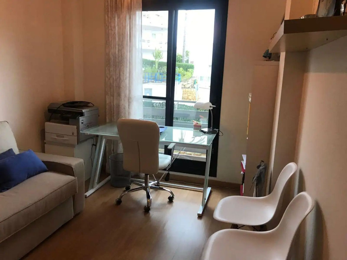Appartement te koop in Estepona | 3 slaapkamers H5459620