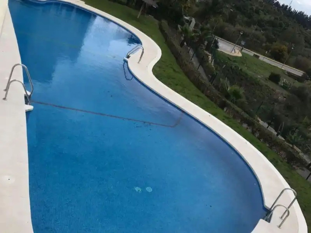 Appartement te koop in Estepona | 3 slaapkamers H5459620