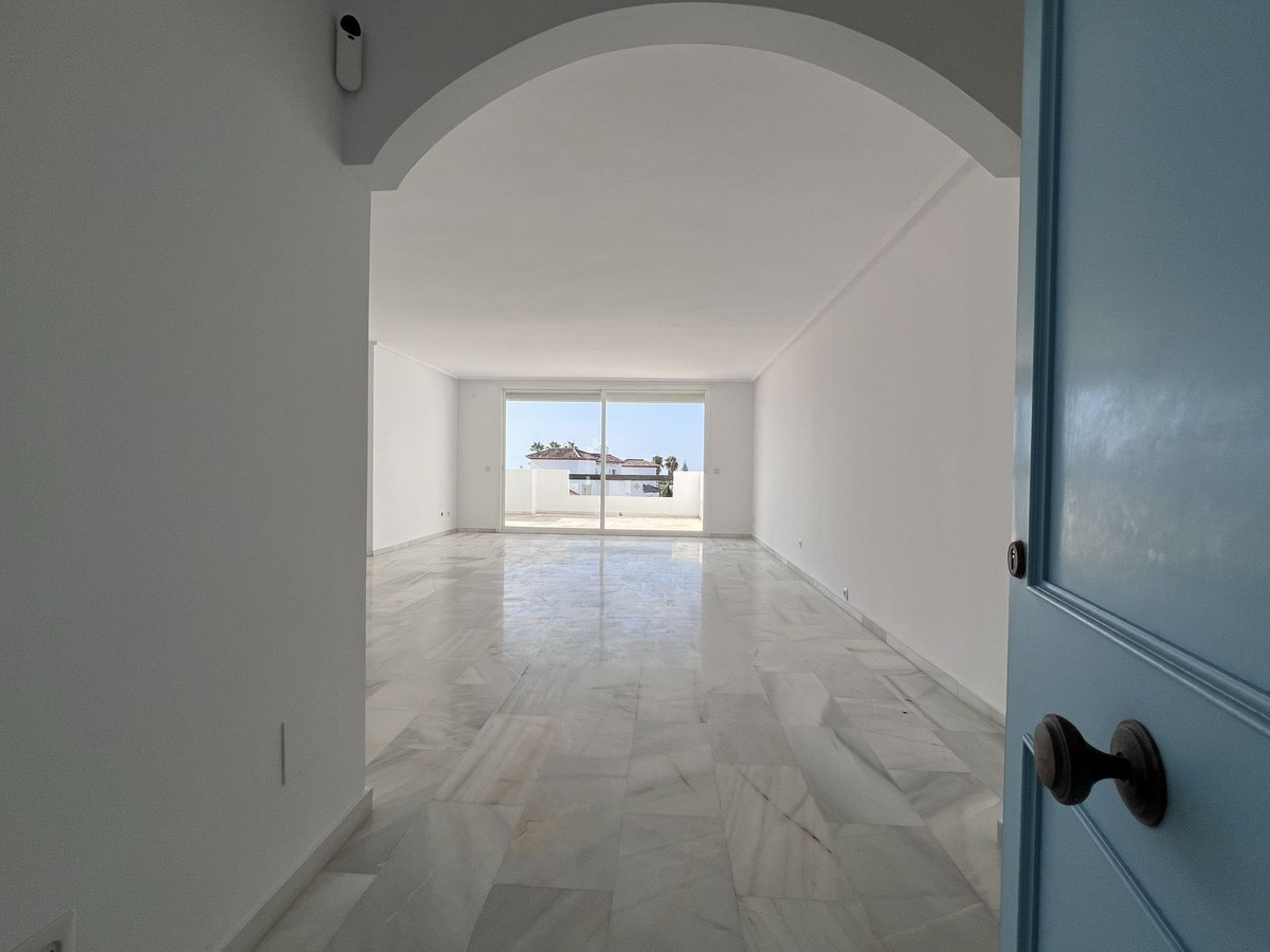 Duplex te koop in Estepona | 2 slaapkamers H5460193