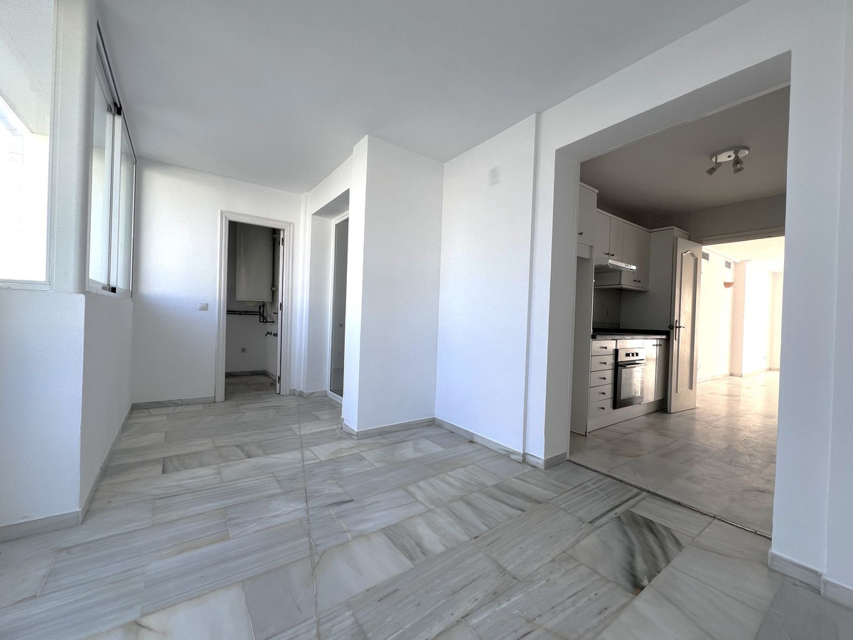 Duplex te koop in Estepona | 2 slaapkamers H5460193