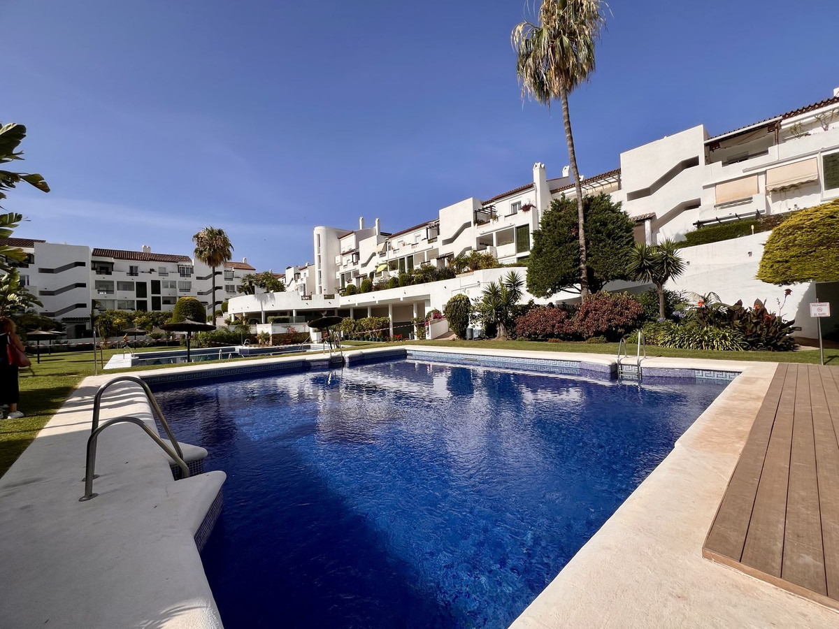 Duplex te koop in Estepona | 2 slaapkamers H5460193