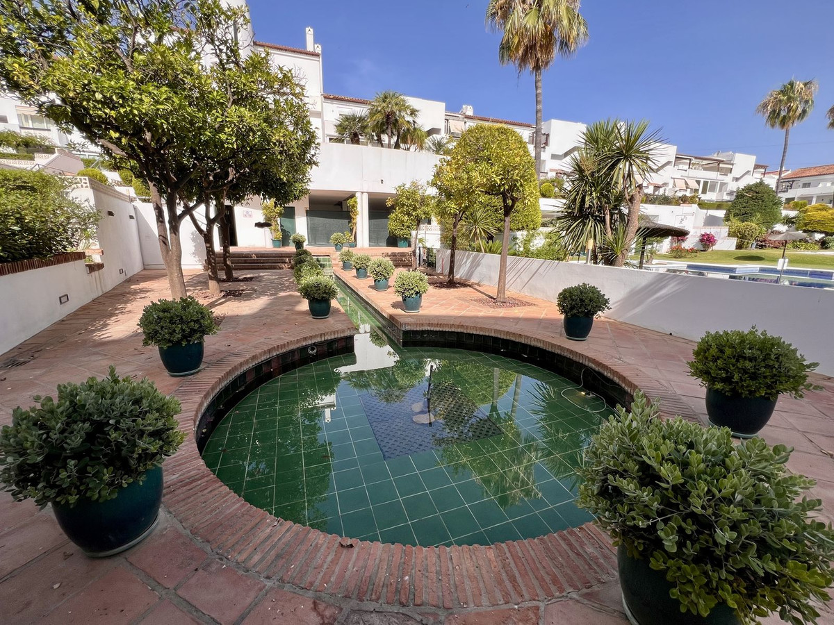 Duplex te koop in Estepona | 2 slaapkamers H5460193