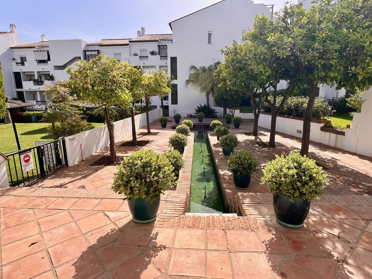 Duplex te koop in Estepona | 2 slaapkamers H5460193