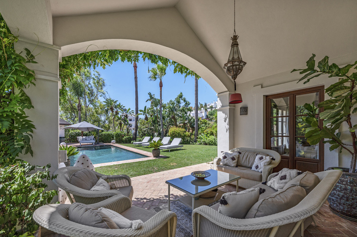 Appartement te koop in Estepona | 4 slaapkamers H5460616