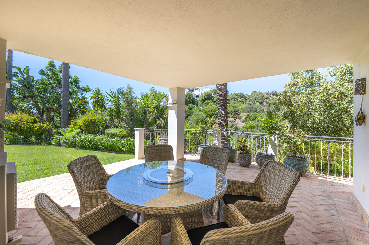 Appartement te koop in Estepona | 4 slaapkamers H5460616