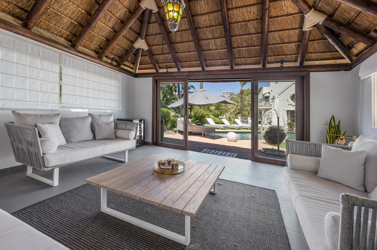 Appartement te koop in Estepona | 4 slaapkamers H5460616