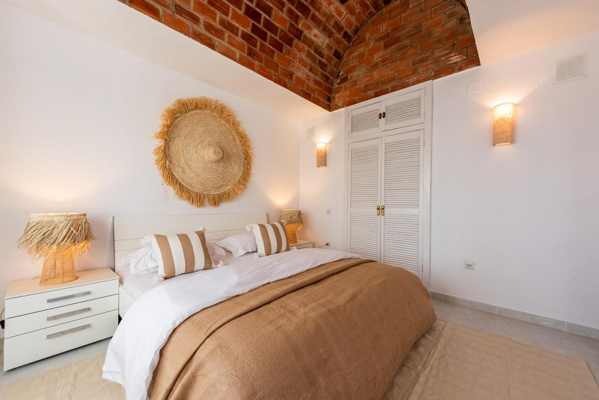 Appartement te koop in Estepona | 3 slaapkamers H5461006