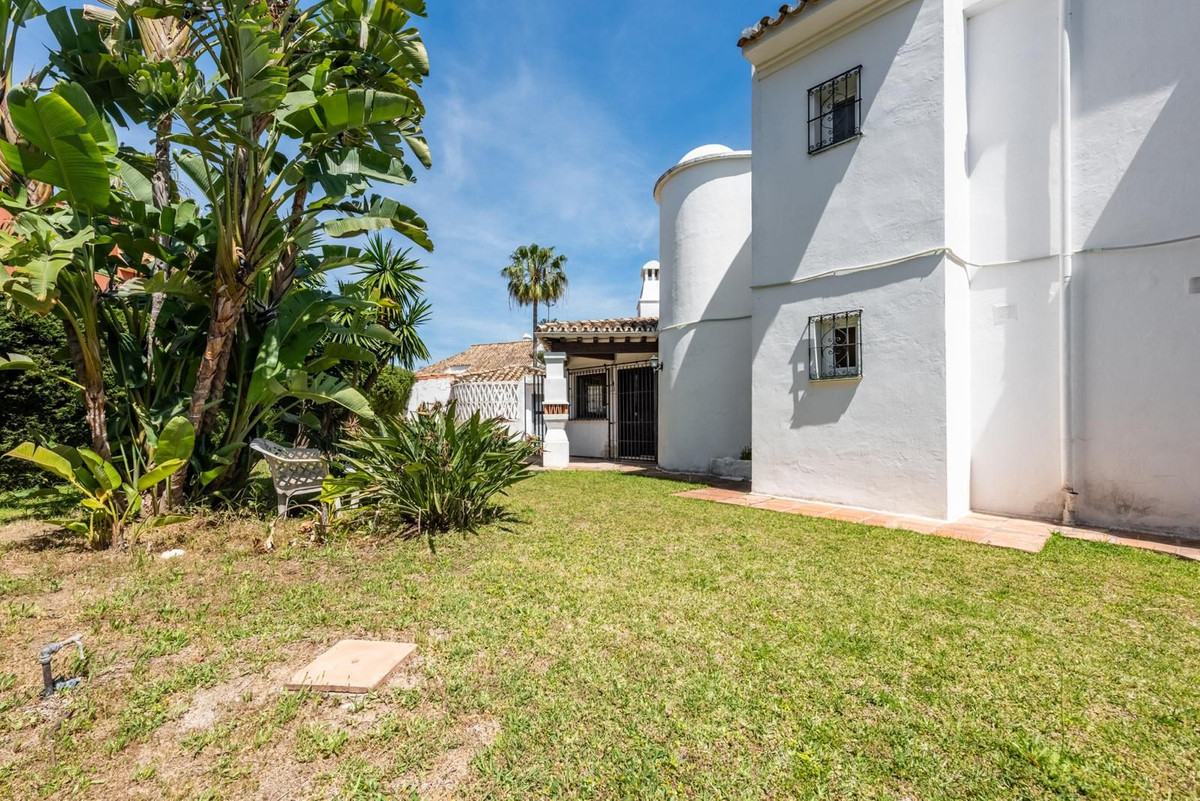 Appartement te koop in Estepona | 3 slaapkamers H5461006