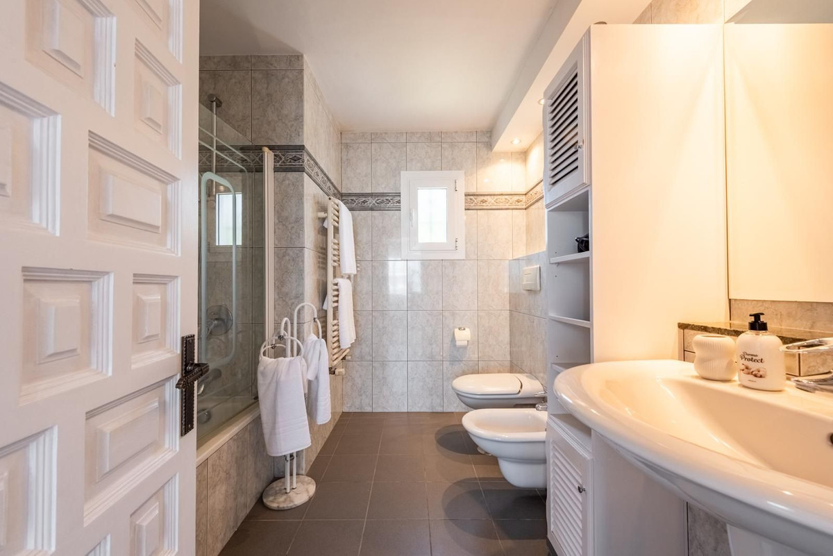 Appartement te koop in Estepona | 3 slaapkamers H5461006