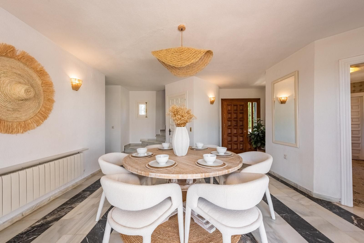Appartement te koop in Estepona | 3 slaapkamers H5461006