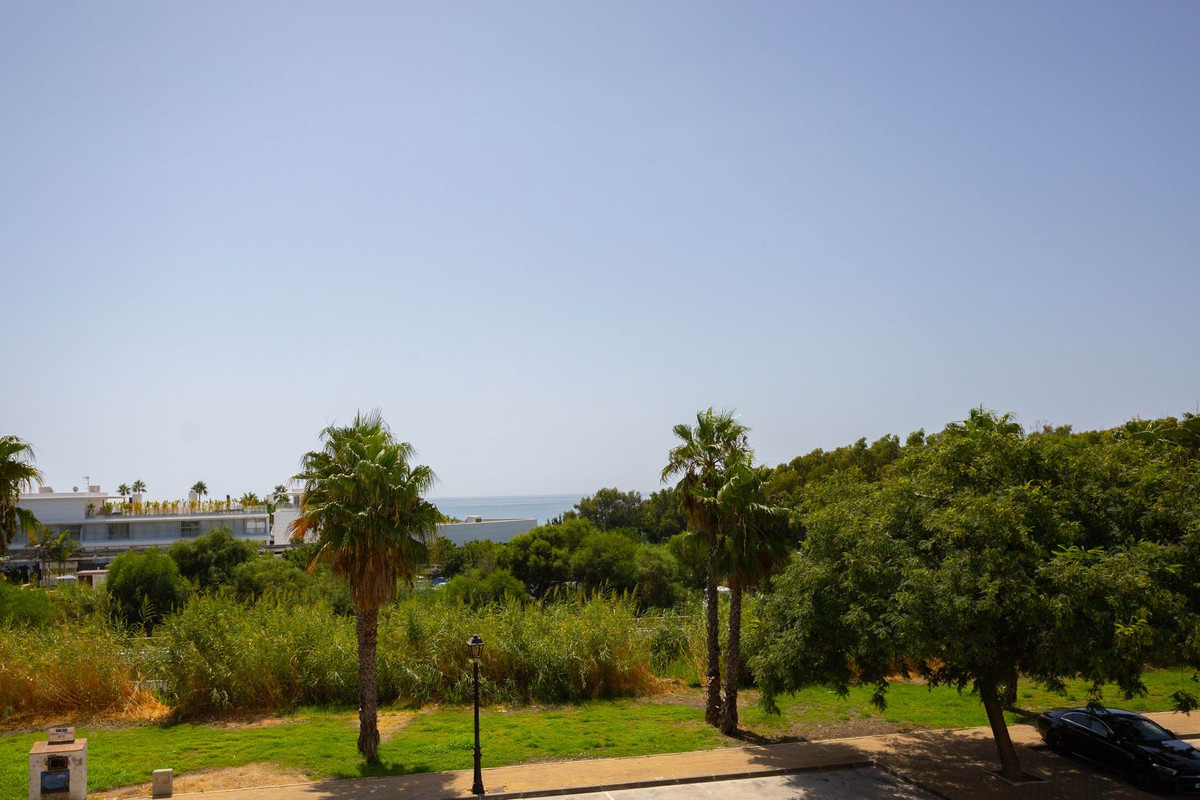 Appartement te koop in Estepona | 2 slaapkamers H5462446