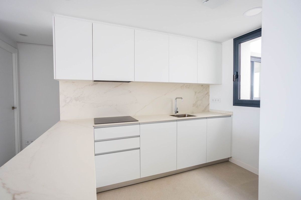 Appartement te koop in Estepona | 2 slaapkamers H5462446