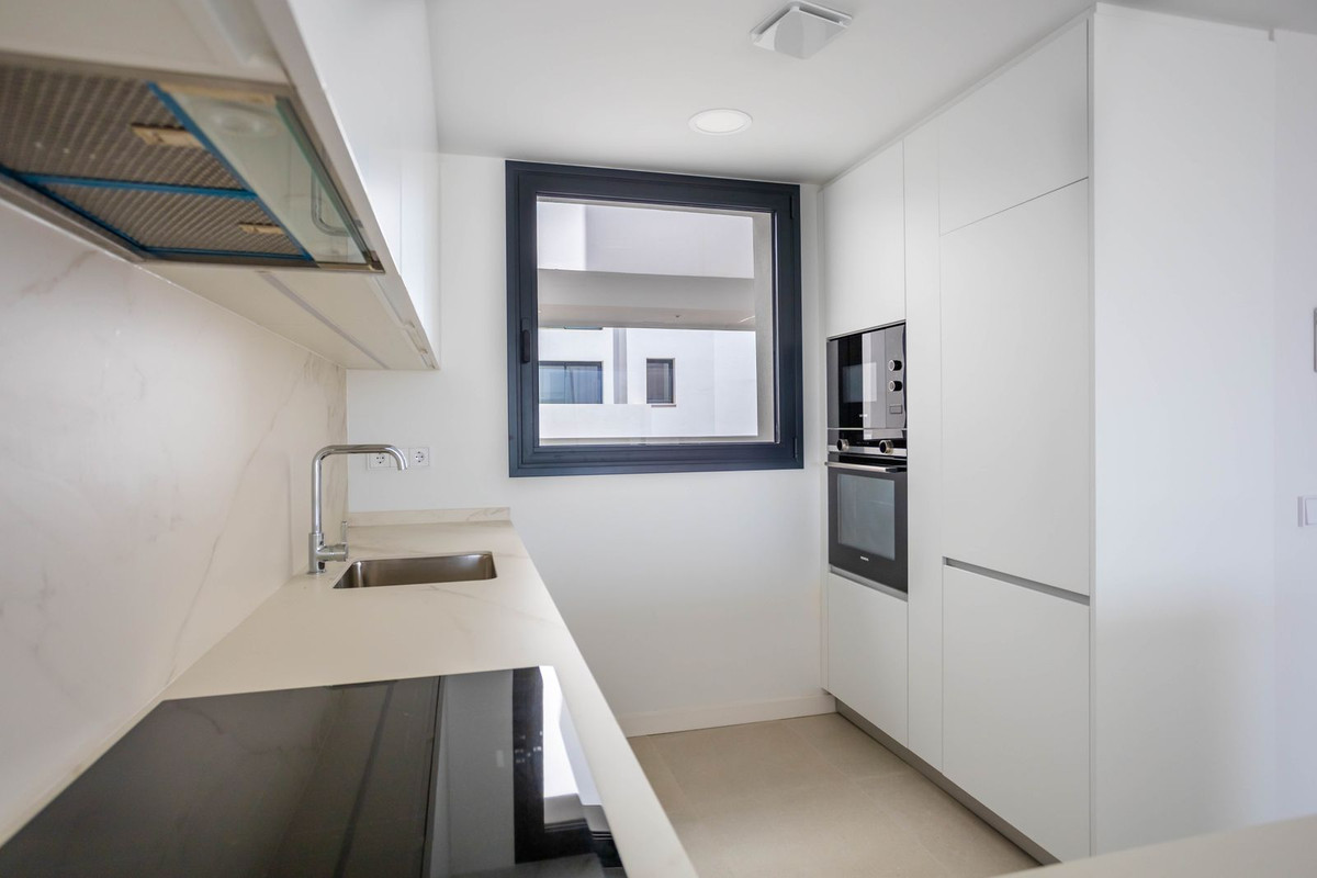 Appartement te koop in Estepona | 2 slaapkamers H5462446