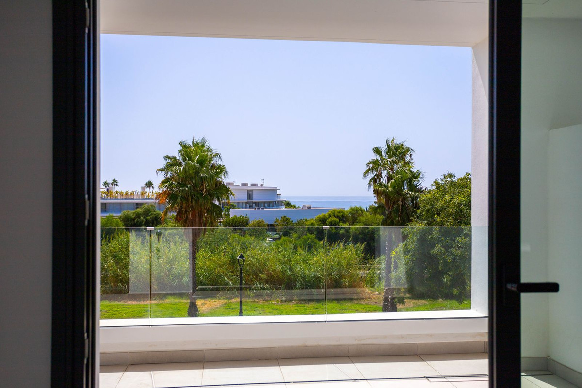 Appartement te koop in Estepona | 2 slaapkamers H5462446