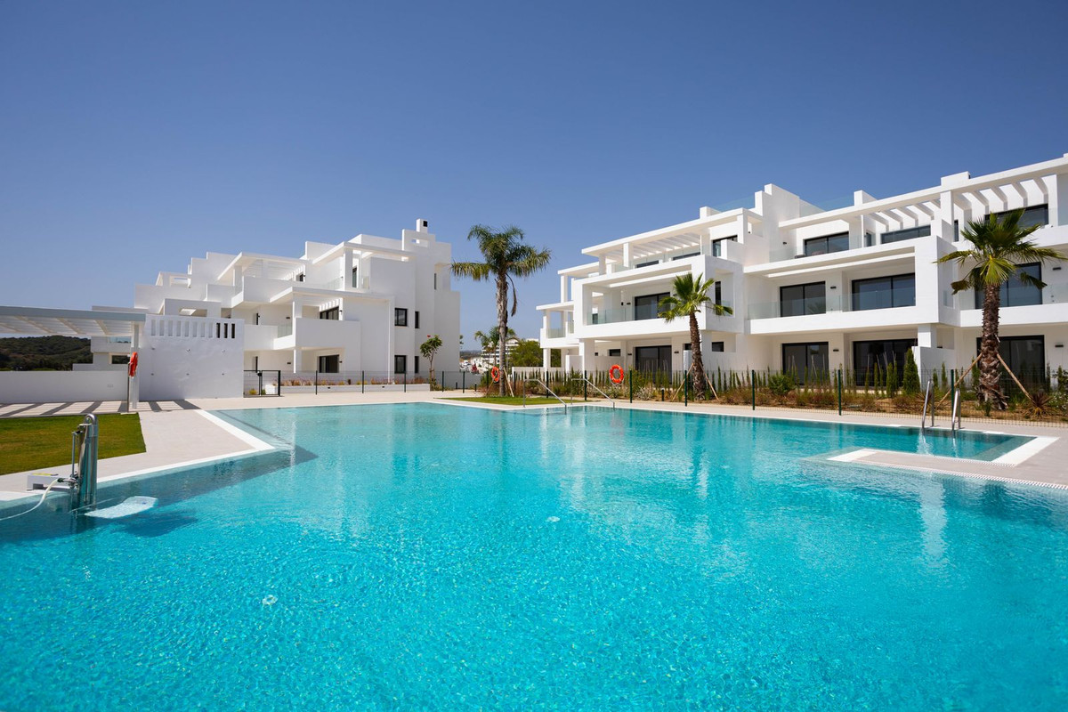 Appartement te koop in Estepona | 2 slaapkamers H5462446