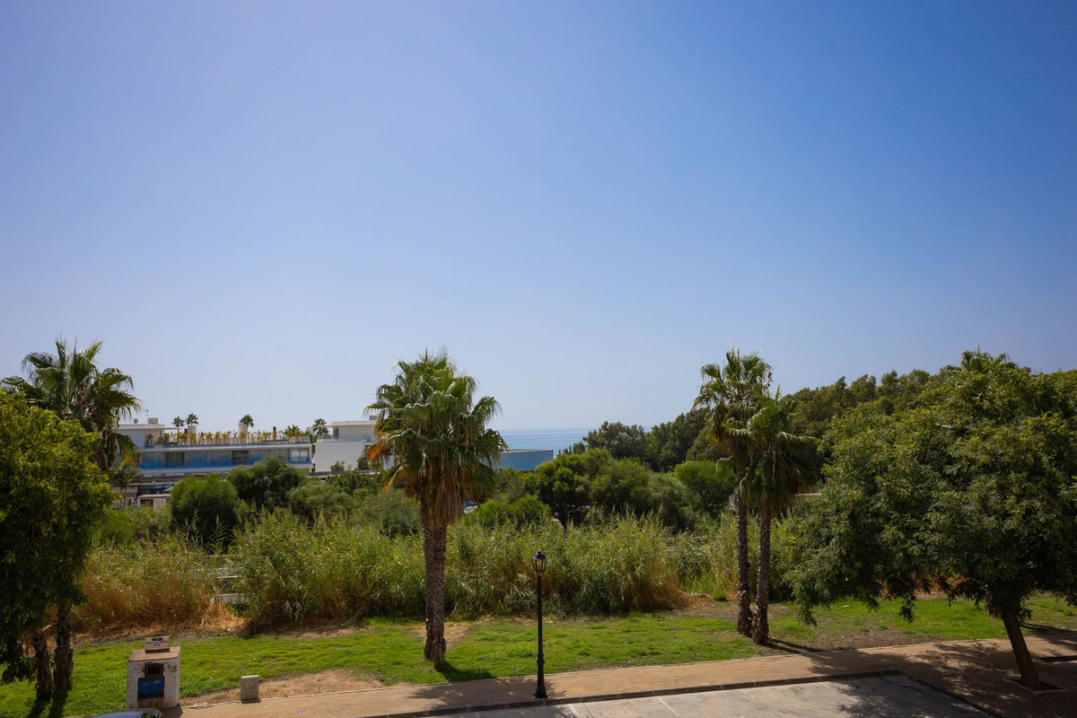 Appartement te koop in Estepona | 2 slaapkamers H5462446