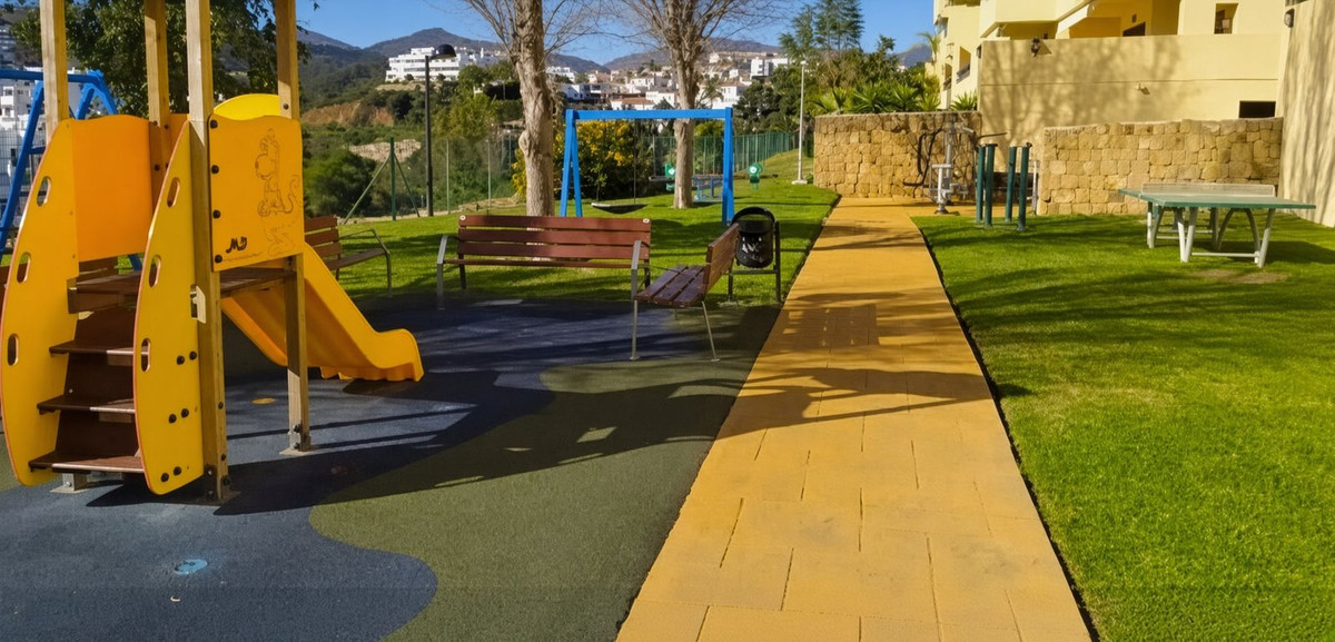 Appartement te koop in Estepona | 2 slaapkamers H5462926