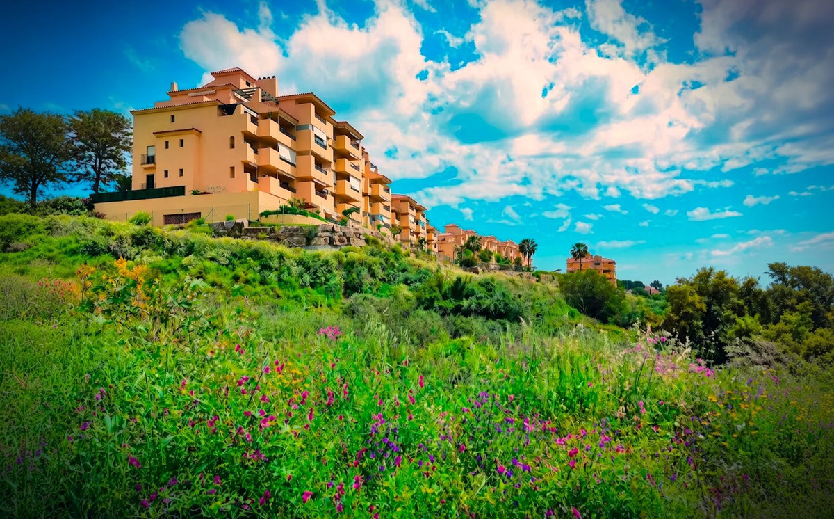 Appartement te koop in Estepona | 2 slaapkamers H5462926