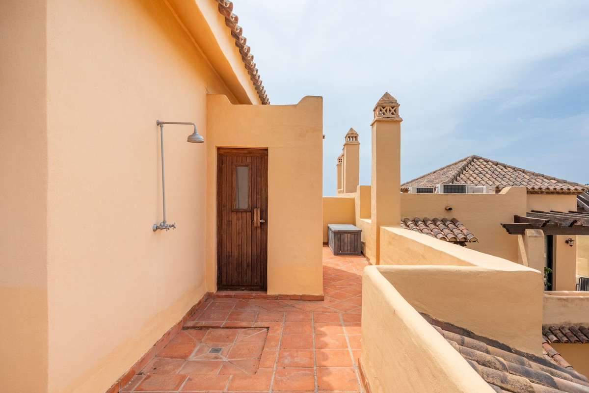 Appartement te koop in Estepona | 3 slaapkamers H5463145
