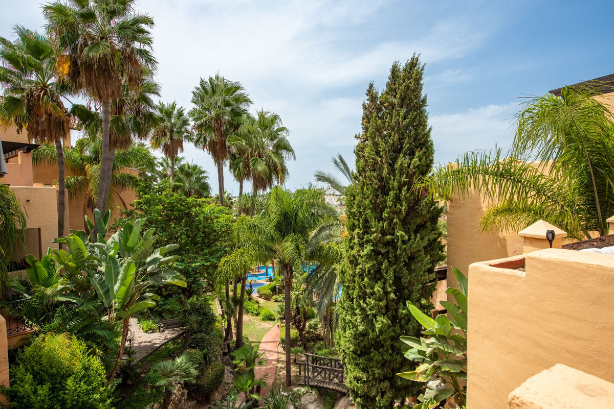 Appartement te koop in Estepona | 3 slaapkamers H5463145
