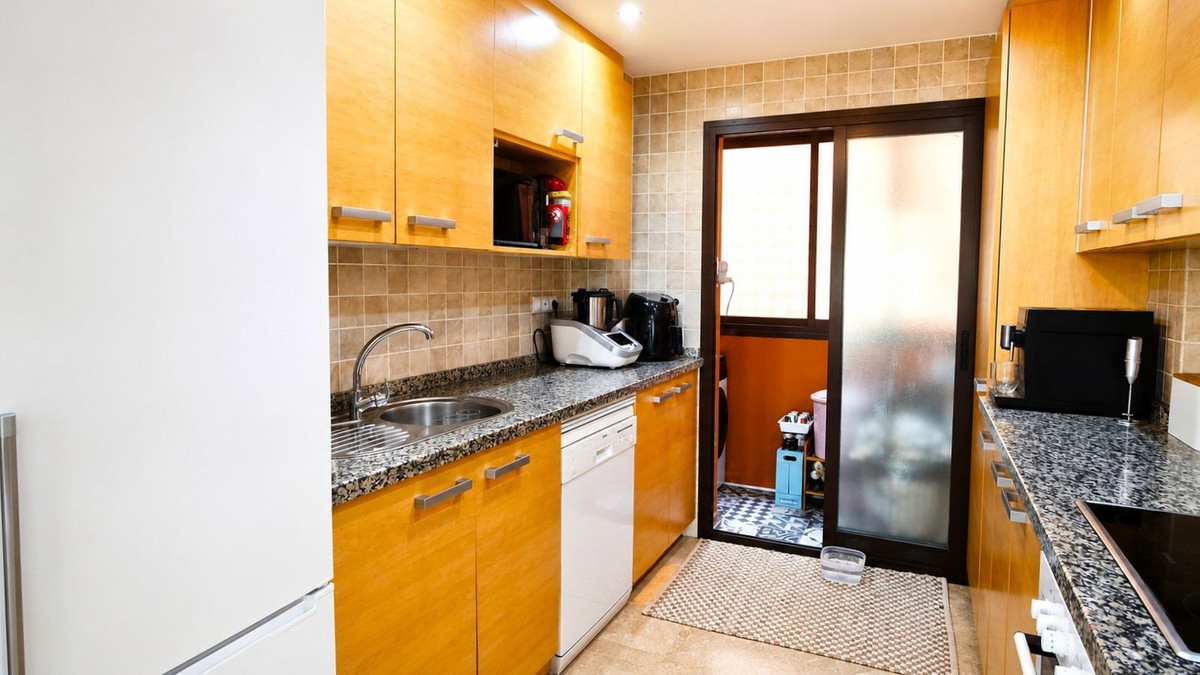Appartement te koop in Estepona | 2 slaapkamers H5464066