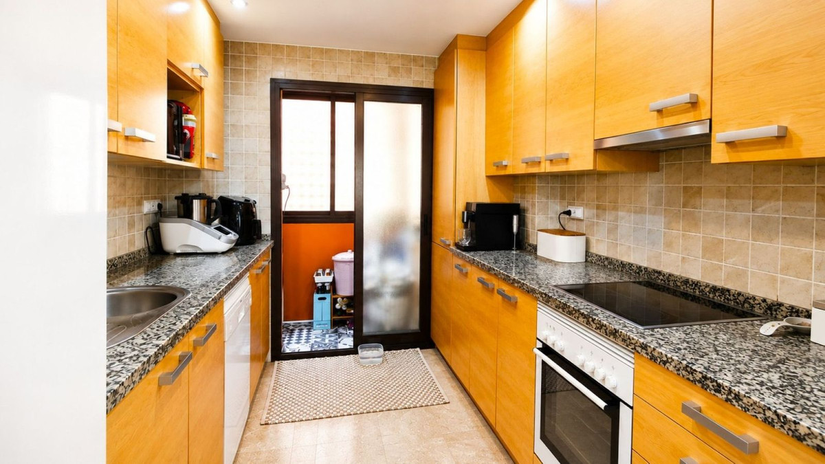Appartement te koop in Estepona | 2 slaapkamers H5464066