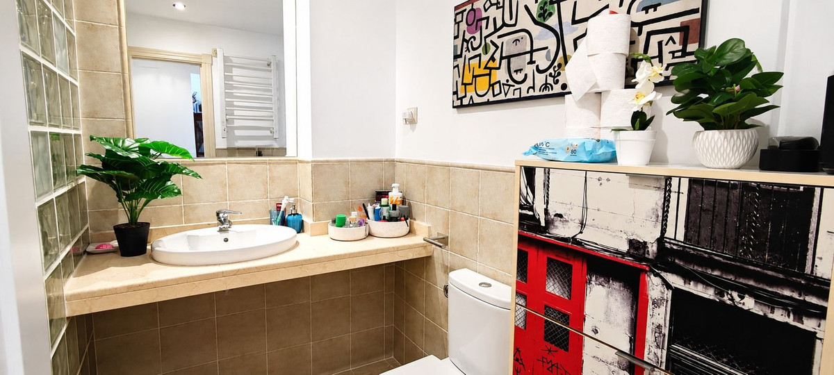 Appartement te koop in Estepona | 2 slaapkamers H5464066