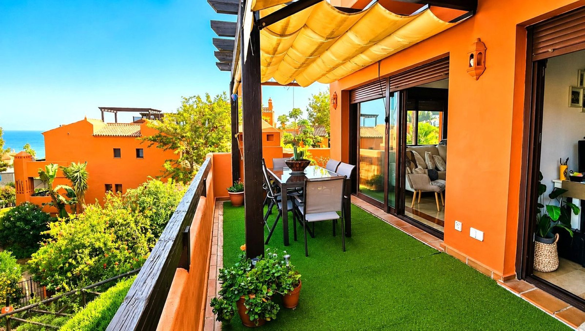 Appartement te koop in Estepona | 2 slaapkamers H5464066