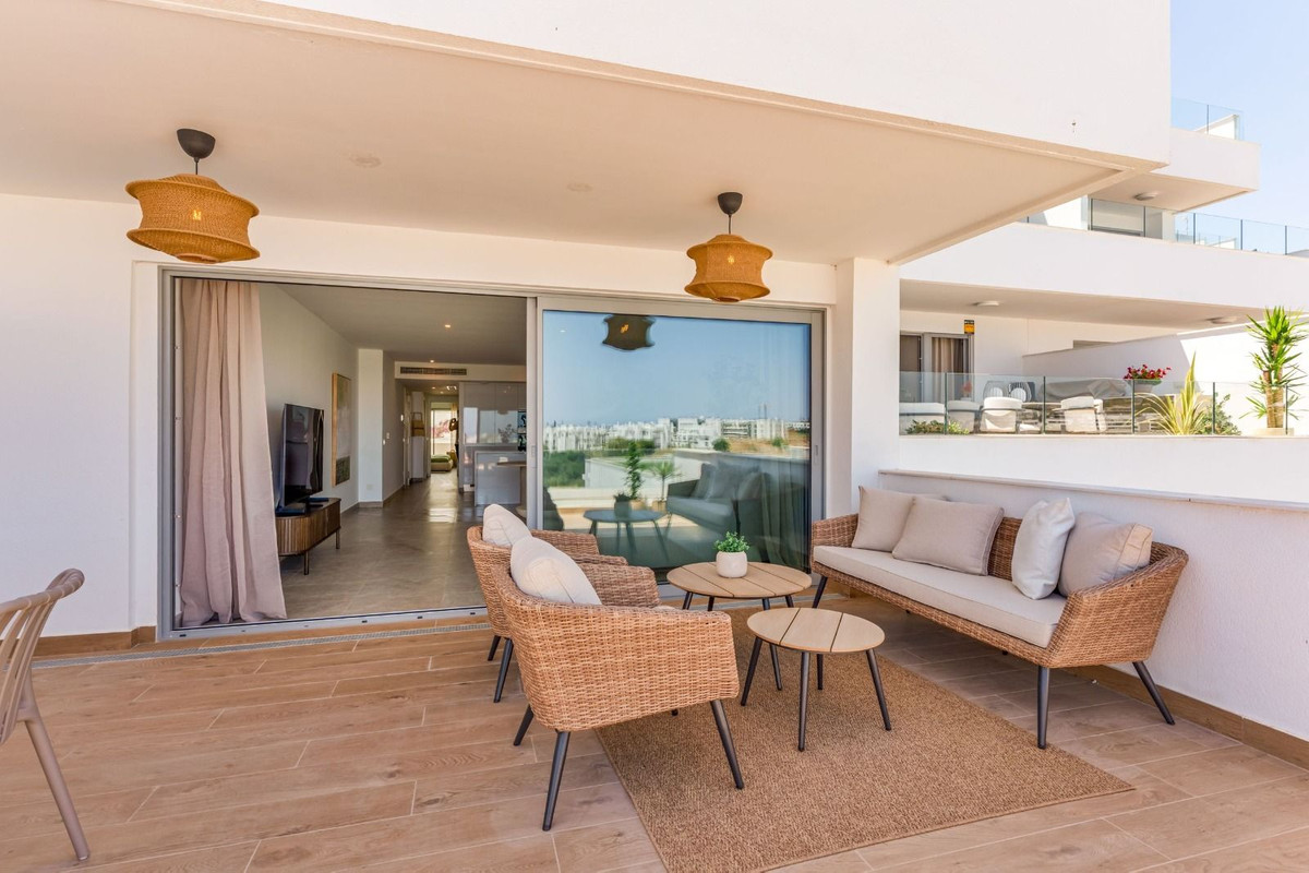 Appartement te koop in Estepona | 2 slaapkamers H5464078