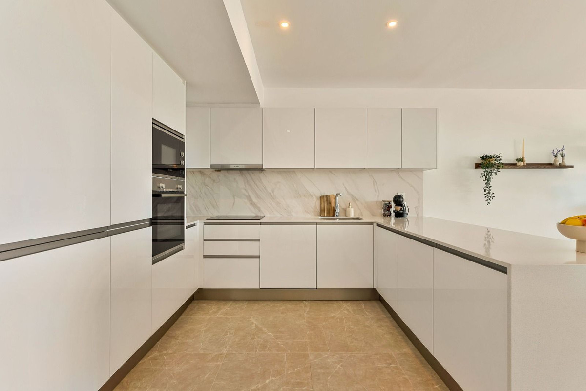 Appartement te koop in Estepona | 2 slaapkamers H5464078