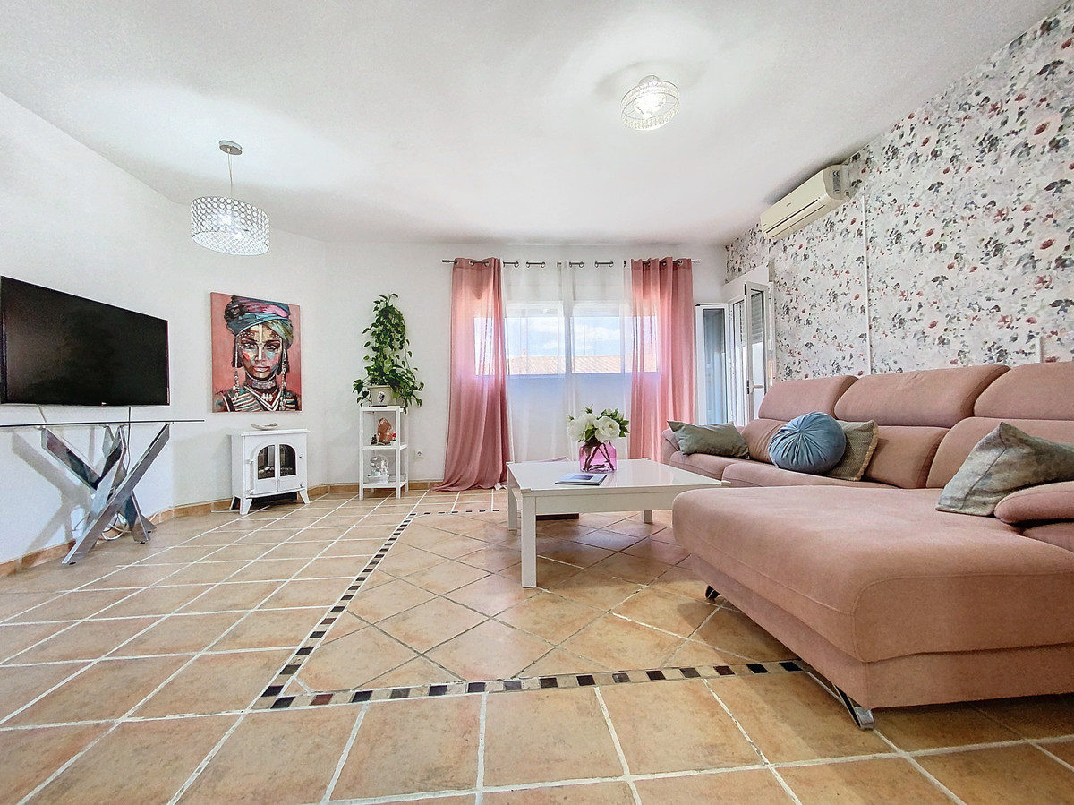 Appartement te koop in Estepona | 3 slaapkamers H5464384