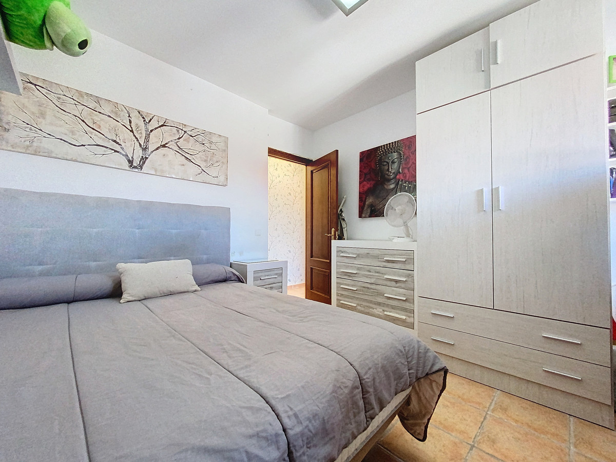 Appartement te koop in Estepona | 3 slaapkamers H5464384