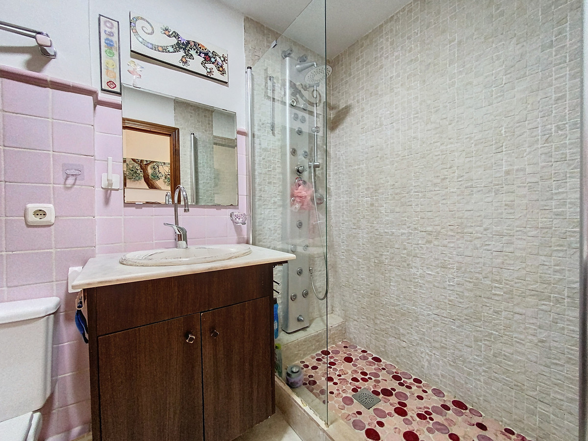 Appartement te koop in Estepona | 3 slaapkamers H5464384