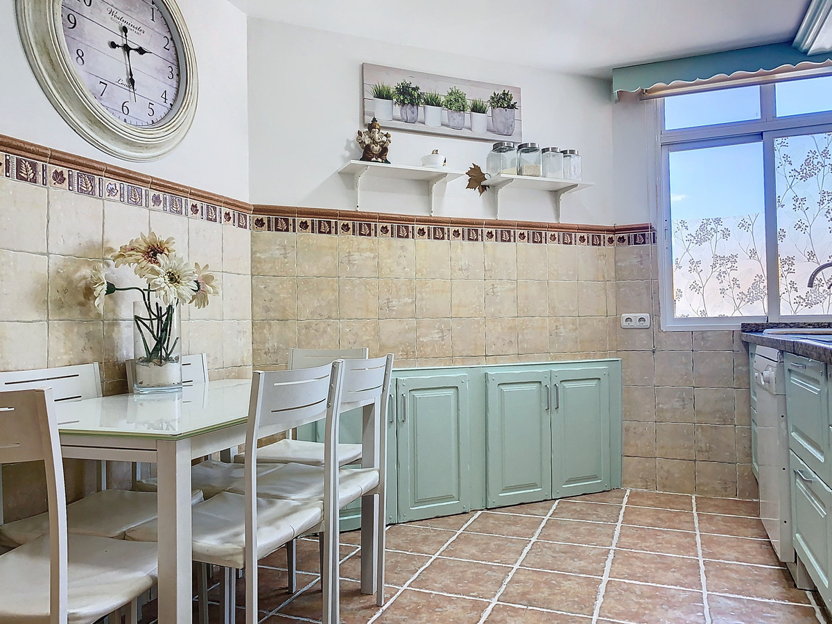 Appartement te koop in Estepona | 3 slaapkamers H5464384