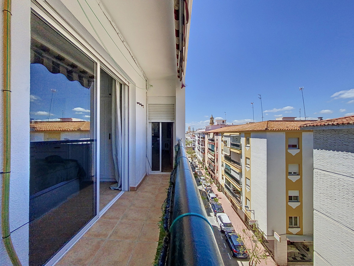 Appartement te koop in Estepona | 3 slaapkamers H5464384