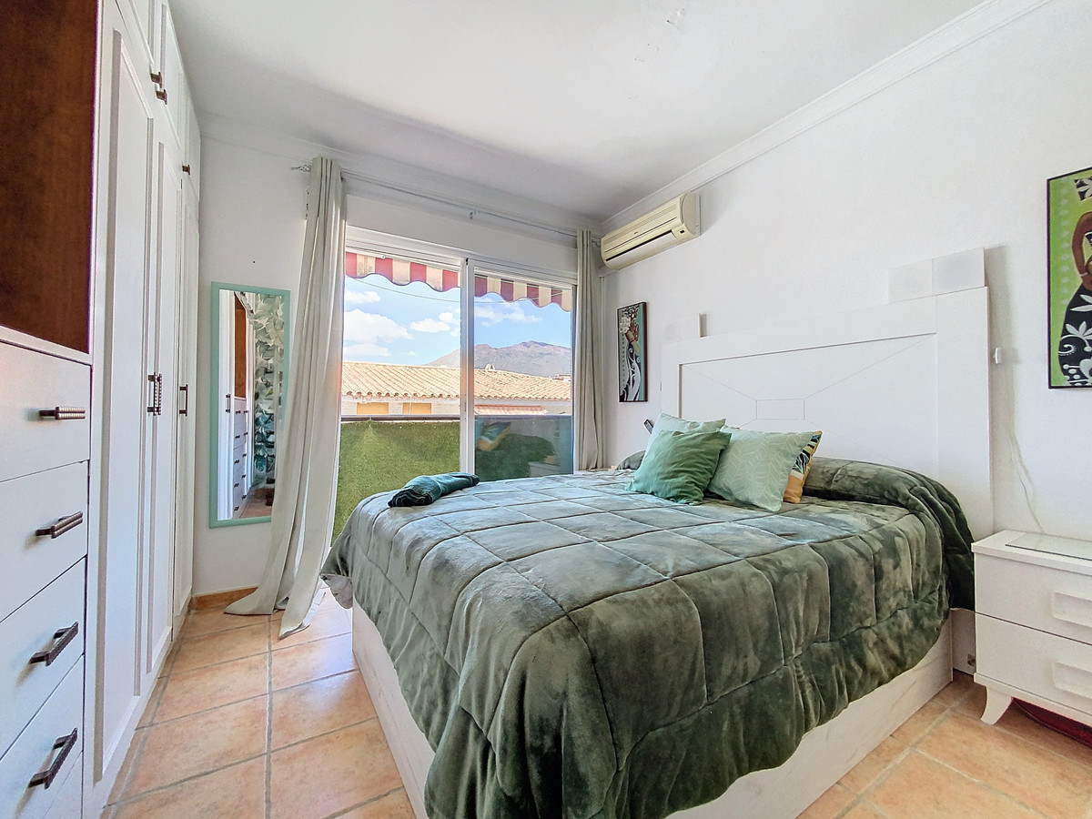 Appartement te koop in Estepona | 3 slaapkamers H5464384
