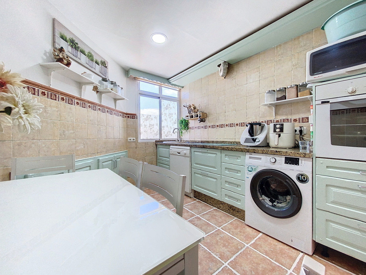 Appartement te koop in Estepona | 3 slaapkamers H5464384