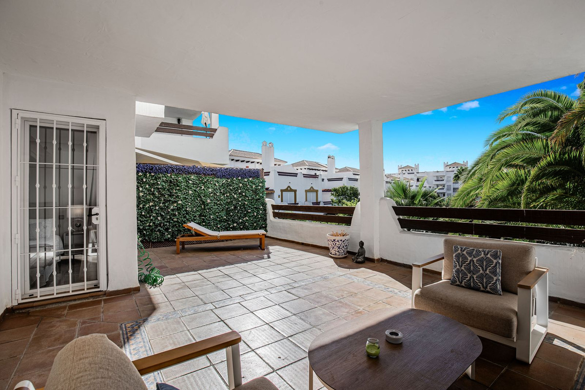 Appartement te koop in Estepona | 2 slaapkamers H5464768